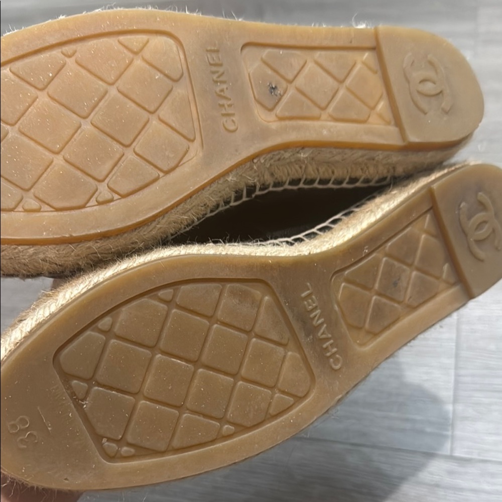 Authentic CHANEL Black Leather Espadrilles - Picture 8 of 10